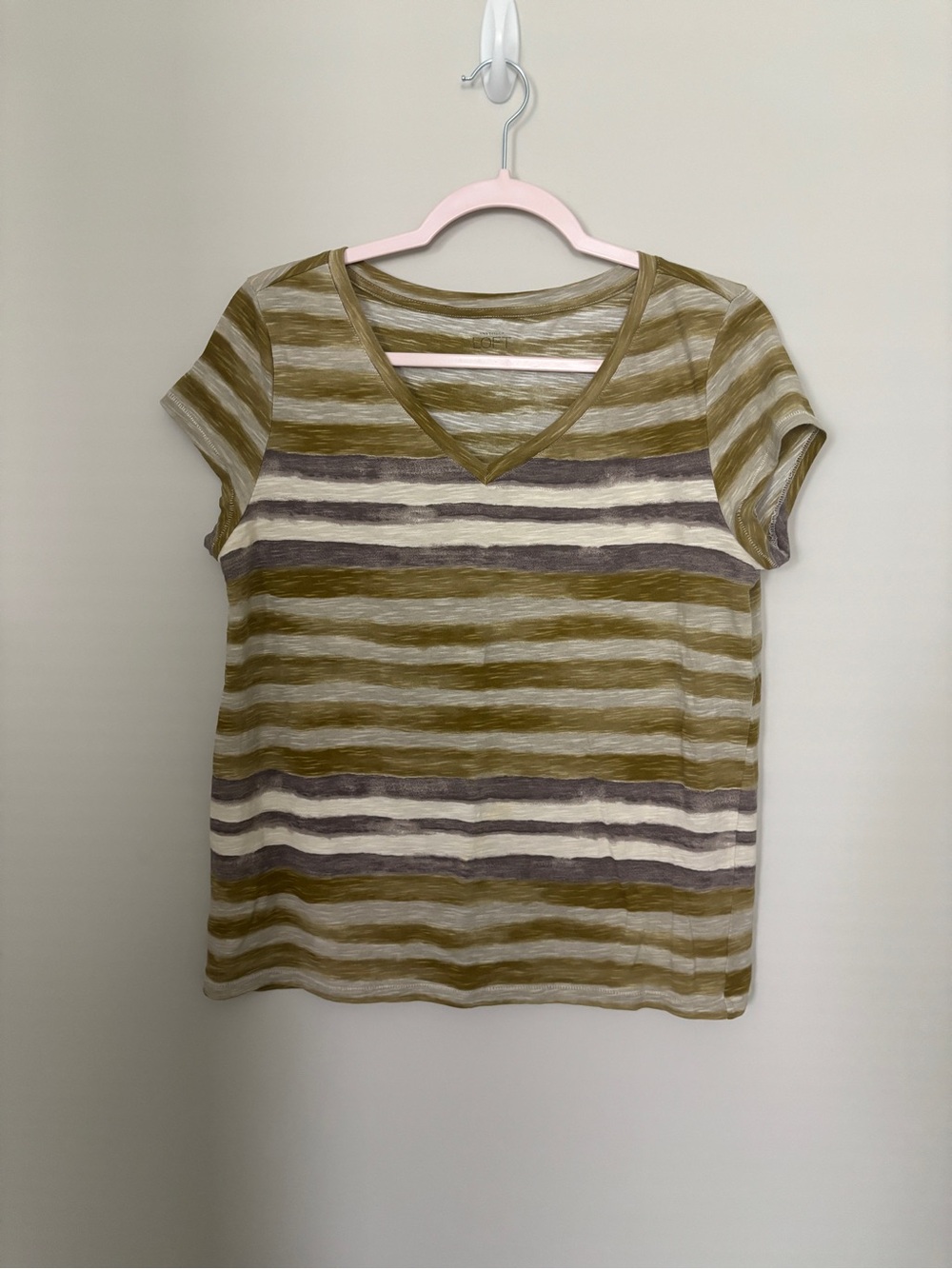 Loft Striped V-Neck Short Sleeve Top in Olive & Cream Size L -PTP 20” Length 25”